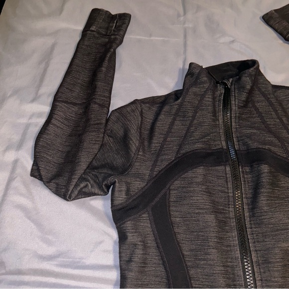 Lululemon Define Jacket - Picture 4 of 16